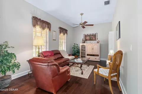 Living - 850 Westlake Dr, Ormond Beach, FL 32174 photo 3 of 4