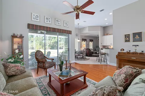 Living - 850 Westlake Dr, Ormond Beach, FL 32174 photo 2 of 4