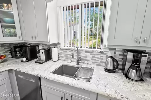 Kitchen - 229 Pine Cone Trl, Ormond Beach, FL 32174 photo 8 of 14