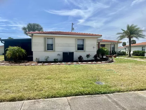 20 Oriole Cir #A, Ormond Beach, FL 32176