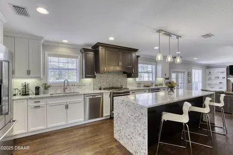 Kitchen - 7 Broadwater Dr, Ormond Beach, FL 32174 photo 2 of 6
