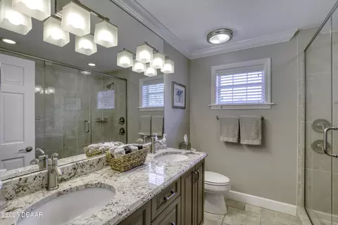 Bath - 7 Broadwater Dr, Ormond Beach, FL 32174 photo 1 of 13