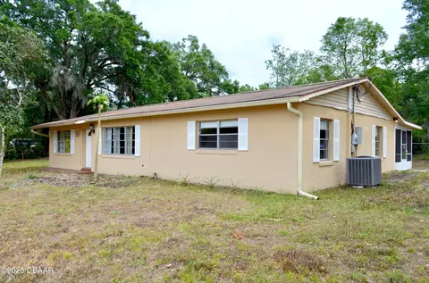522 Grace Ave, Deland, FL 32724