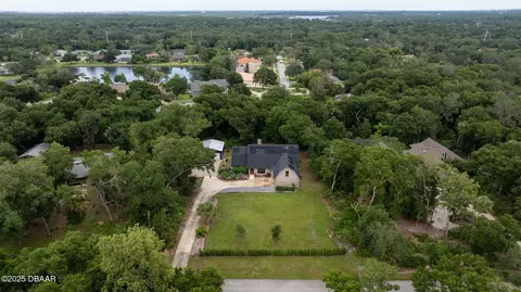6189 Shoreline Dr, Port Orange, FL 32127