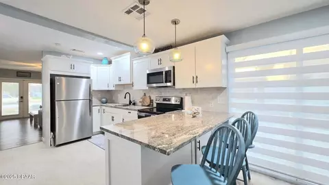 Kitchen - 8 Tarpon Ave, Ormond Beach, FL 32176 photo 4 of 5