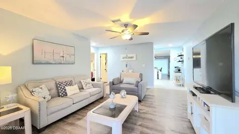 Living - 8 Tarpon Ave, Ormond Beach, FL 32176 photo 1 of 2