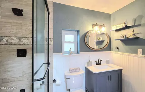 Bath - 8 Tarpon Ave, Ormond Beach, FL 32176 photo 3 of 5