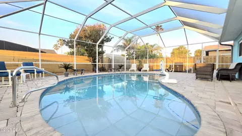 Exterior - 8 Tarpon Ave, Ormond Beach, FL 32176 photo 4 of 7