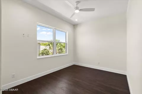 Bedroom - 155 Avalon Dr, Ormond Beach, FL 32176 photo 4 of 5