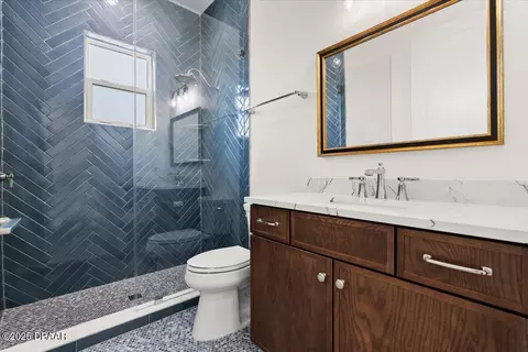 Bath - 155 Avalon Dr, Ormond Beach, FL 32176 photo 4 of 11