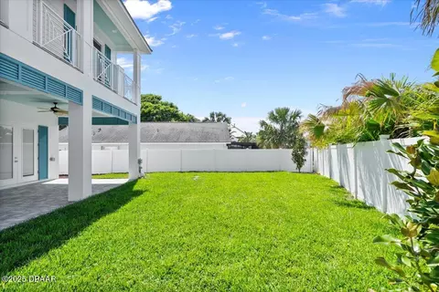 Exterior - 155 Avalon Dr, Ormond Beach, FL 32176 photo 7 of 16