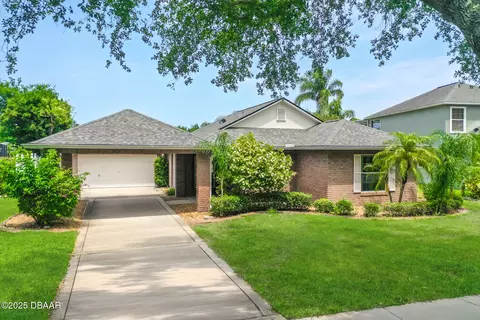 4077 Clock Tower Dr, Port Orange, FL 32129
