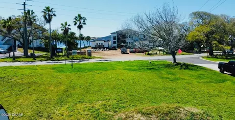 1177 John Anderson Dr, Ormond Beach, FL 32176 photo 2
