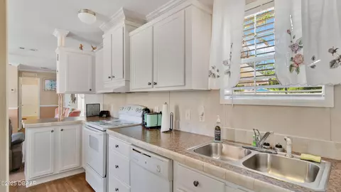 1805 Sunny Palm Dr, Ormond Beach, FL 32174 photo 8