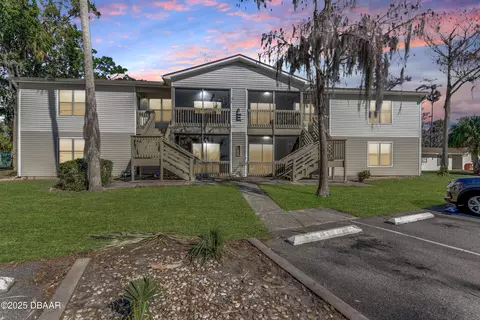 1600 Big Tree Rd #E8, Daytona Beach, FL 32119