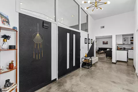 Entry Way - 175 Royal Dunes Cir, Ormond Beach, FL 32176 photo 2 of 3