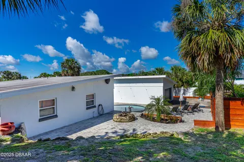 Exterior - 175 Royal Dunes Cir, Ormond Beach, FL 32176 photo 13 of 21