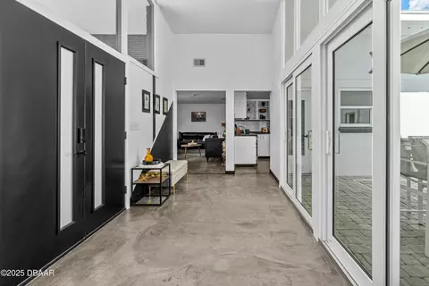 Entry Way - 175 Royal Dunes Cir, Ormond Beach, FL 32176 photo 3 of 3