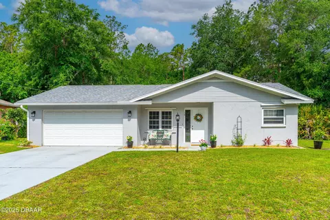 15 Wendy Ln, Palm Coast, FL 32164