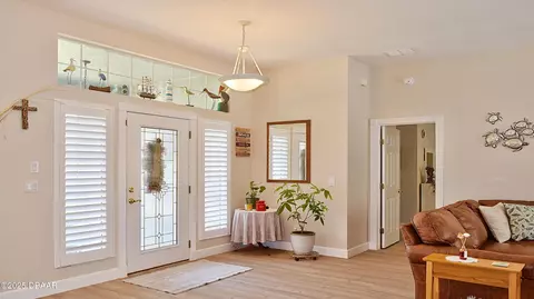 Entry Way - 1240 Hampstead Ln, Ormond Beach, FL 32174 photo 2 of 2