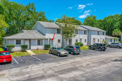 1302 Deer Springs Rd, Port Orange, FL 32129