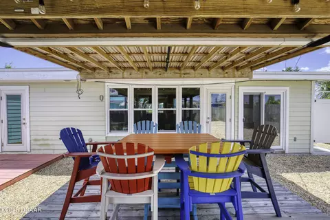 Exterior - 3 Seaside Dr, Ormond Beach, FL 32176 photo 7 of 16