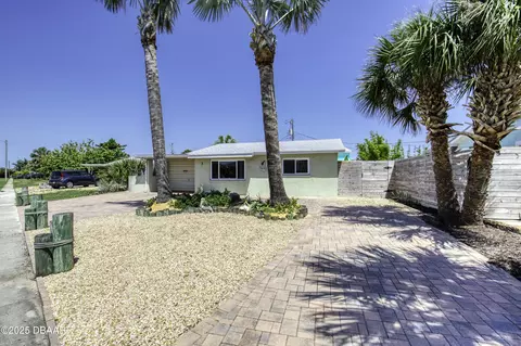 Exterior - 3 Seaside Dr, Ormond Beach, FL 32176 photo 9 of 16