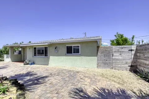 Exterior - 3 Seaside Dr, Ormond Beach, FL 32176 photo 10 of 16