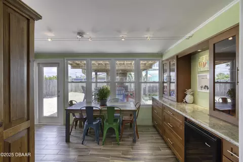 Dining - 3 Seaside Dr, Ormond Beach, FL 32176 photo 1 of 5
