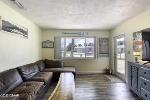 Living - 3 Seaside Dr, Ormond Beach, FL 32176 photo 1 of 2