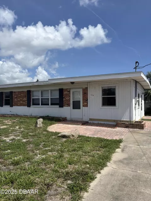 133 Bridgeport Rd, Daytona Beach Shores, FL 32118