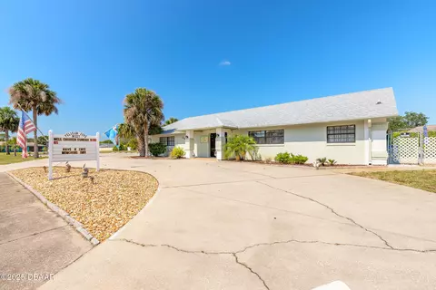 Exterior - 601 Sea Gull Ct, Edgewater, FL 32141 photo 5 of 5