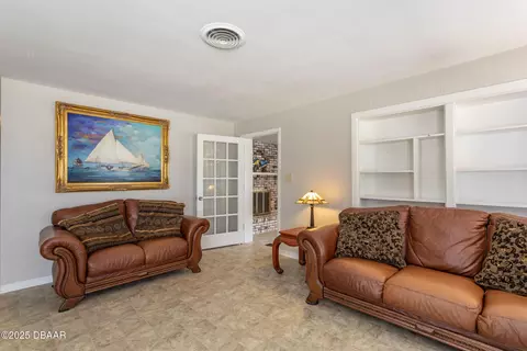 1284 Vanderbilt Dr, Ormond Beach, FL 32174 photo 9