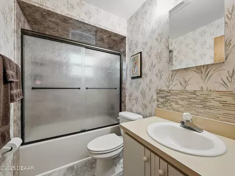 Bath - 708 Egret Ct, Edgewater, FL 32141 photo 2 of 2