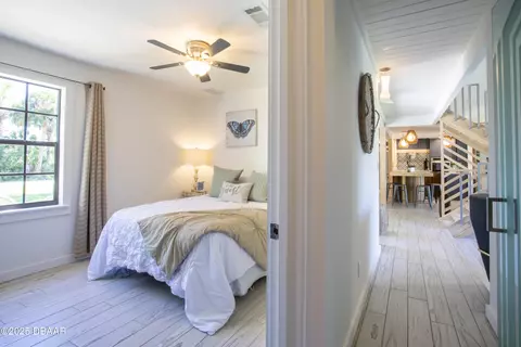 Entry Way - 1076 Shockney Dr, Ormond Beach, FL 32174 photo 5 of 5