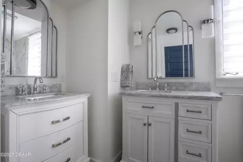 Bath - 1076 Shockney Dr, Ormond Beach, FL 32174 photo 4 of 8