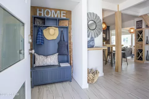 Entry Way - 1076 Shockney Dr, Ormond Beach, FL 32174 photo 1 of 5