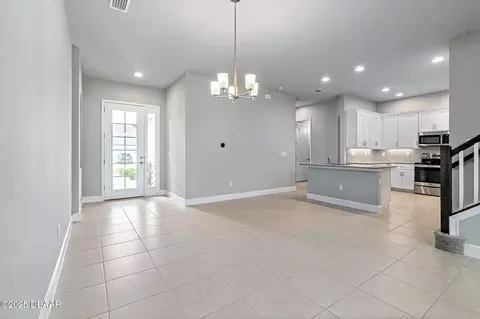 Living - 136 Longridge Ln, Ormond Beach, FL 32174 photo 2 of 8