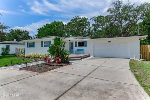 556 N Beach St, Ormond Beach, FL 32174