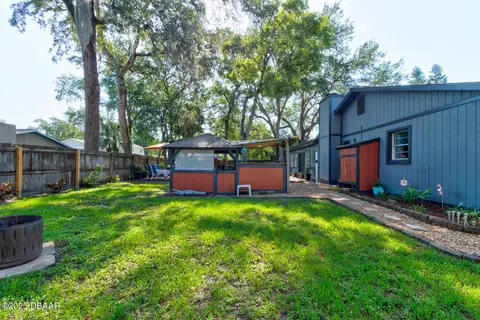 Exterior - 35 Whippoorwill Ln, Ormond Beach, FL 32174 photo 5 of 9