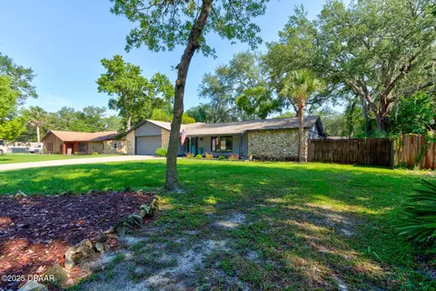 Exterior - 35 Whippoorwill Ln, Ormond Beach, FL 32174 photo 3 of 9