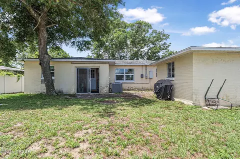 Exterior - 431 Riverside Dr, Ormond Beach, FL 32176 photo 12 of 12