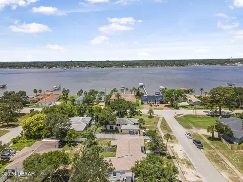 View/Area - 431 Riverside Dr, Ormond Beach, FL 32176 photo 5 of 12