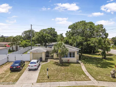 431 Riverside Dr, Ormond Beach, FL 32176