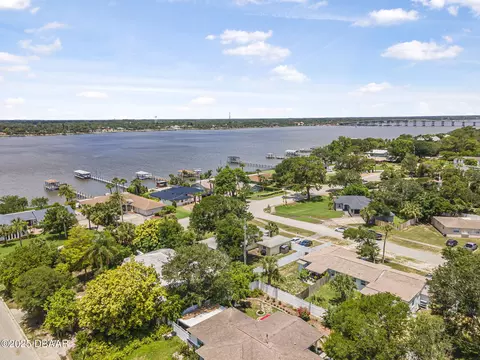 View/Area - 431 Riverside Dr, Ormond Beach, FL 32176 photo 11 of 12