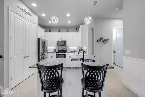 Kitchen - 110 Longridge Ln, Ormond Beach, FL 32174 photo 2 of 10