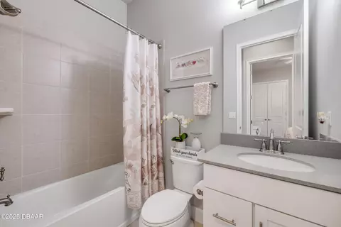 Bath - 110 Longridge Ln, Ormond Beach, FL 32174 photo 1 of 5