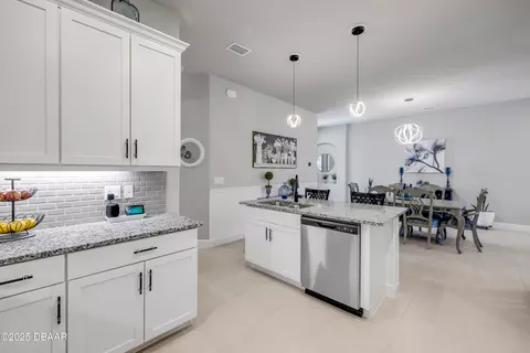 Kitchen - 110 Longridge Ln, Ormond Beach, FL 32174 photo 8 of 10