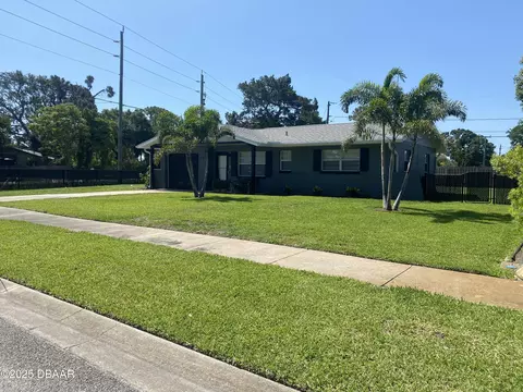 304 Jane Ann St, Port Orange, FL 32127