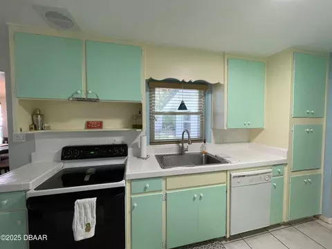 Kitchen - 173 E Cory Dr, Edgewater, FL 32141 photo 1 of 4
